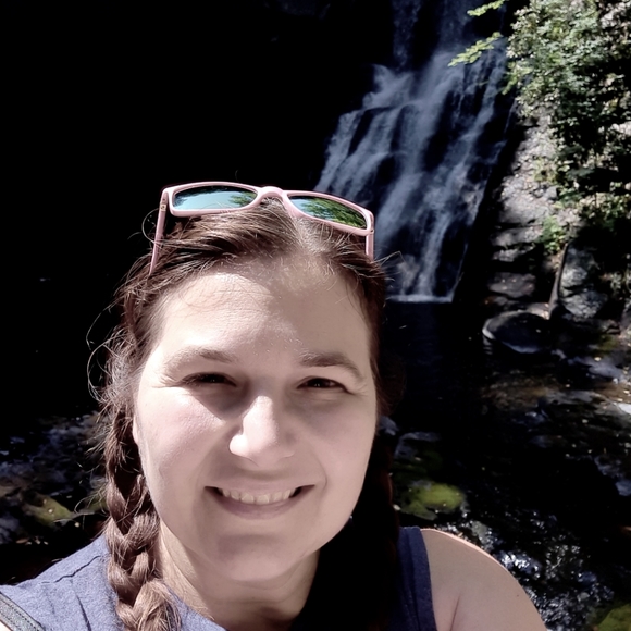 Meet your Posher, Britannia - Picture 1 of 1